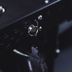 CRDBAG PACK DE 4 VIS D-ANNEAU 1/4 POUCE POUR CAMÉRA