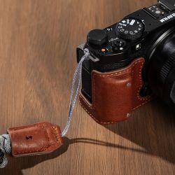 SMALLRIG DEMI-ÉTUI EN CUIR 4880 POUR FUJIFILM X-M5