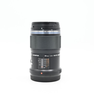 OLYMPUS ZUIKO 60/2,8 MACRO...