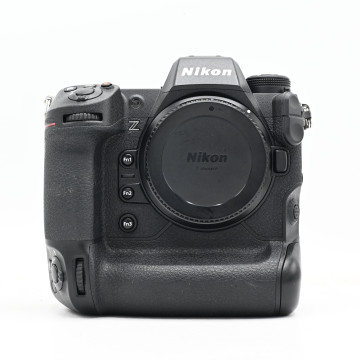 NIKON Z9 NU (15484 CLICS)...
